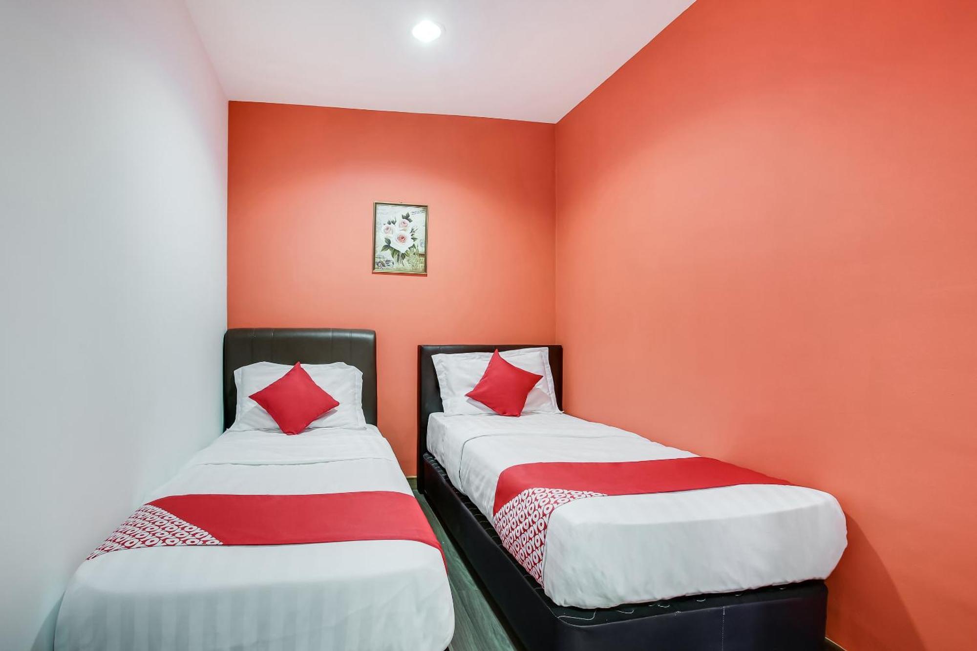 Oyo 90282 Hotel Taj Inn, Seksyen 7 Shah Alam Exterior photo